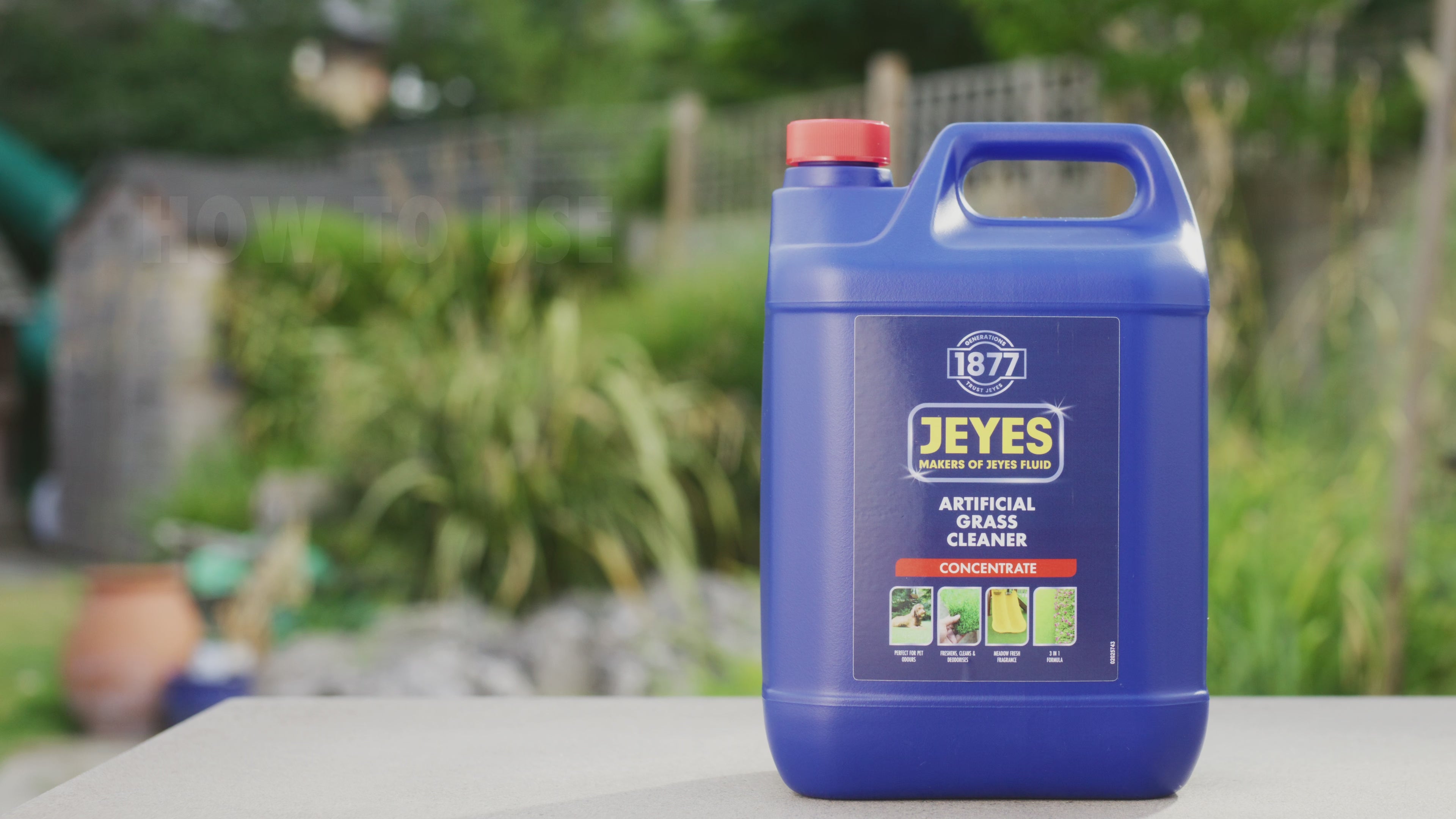 Load video: Artificial Grass Cleaner - 5 Litre